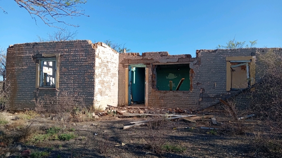 2 Bedroom Property for Sale in Aberdeen Eastern Cape